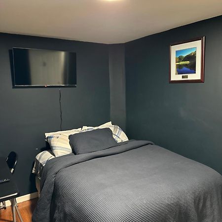 Fidelia Crystal Room, Queen Bed Minutes From Newark Liberty International Airport And Newark Penn Station Irvington Eksteriør bilde