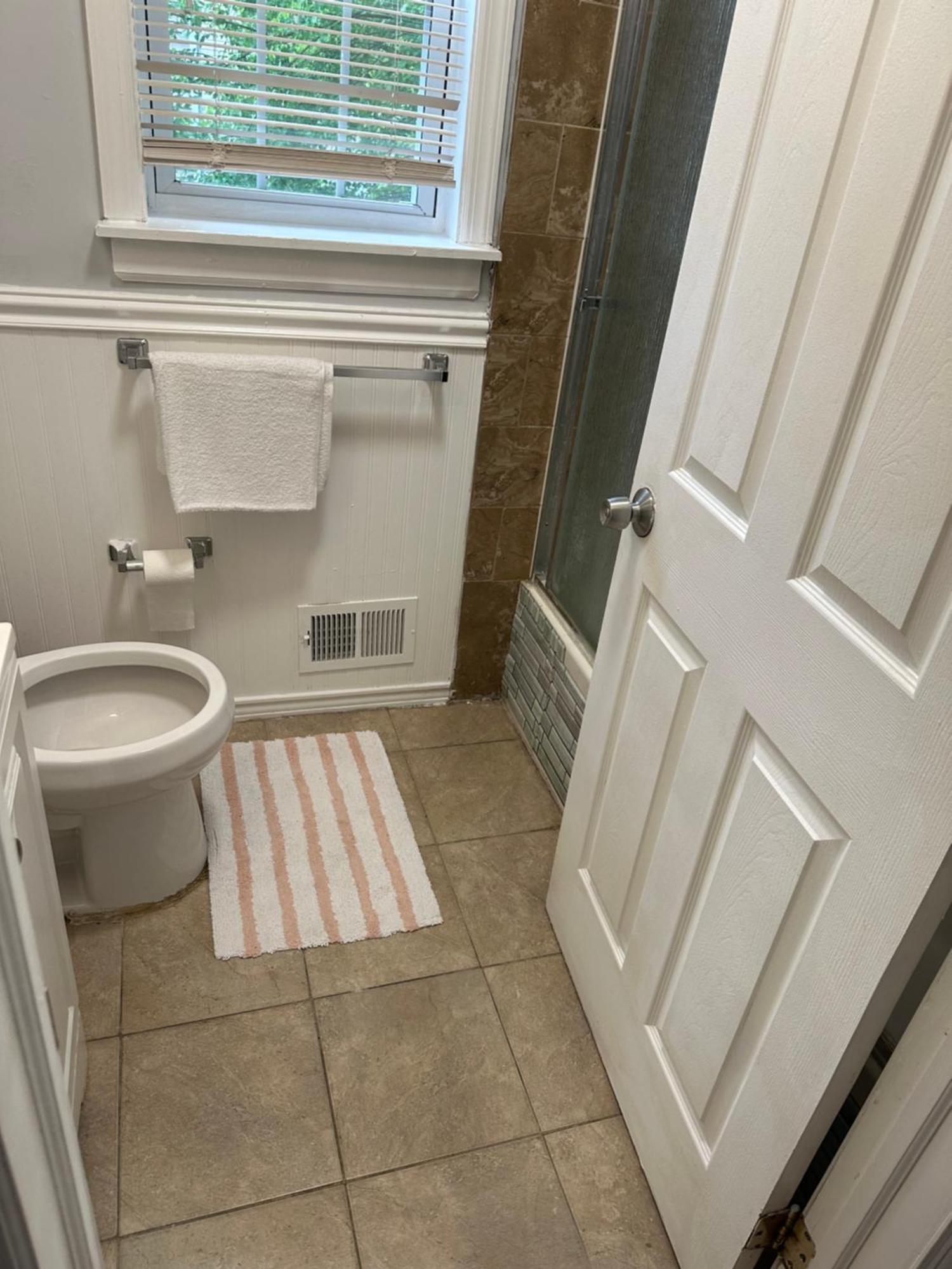 Fidelia Crystal Room, Queen Bed Minutes From Newark Liberty International Airport And Newark Penn Station Irvington Eksteriør bilde